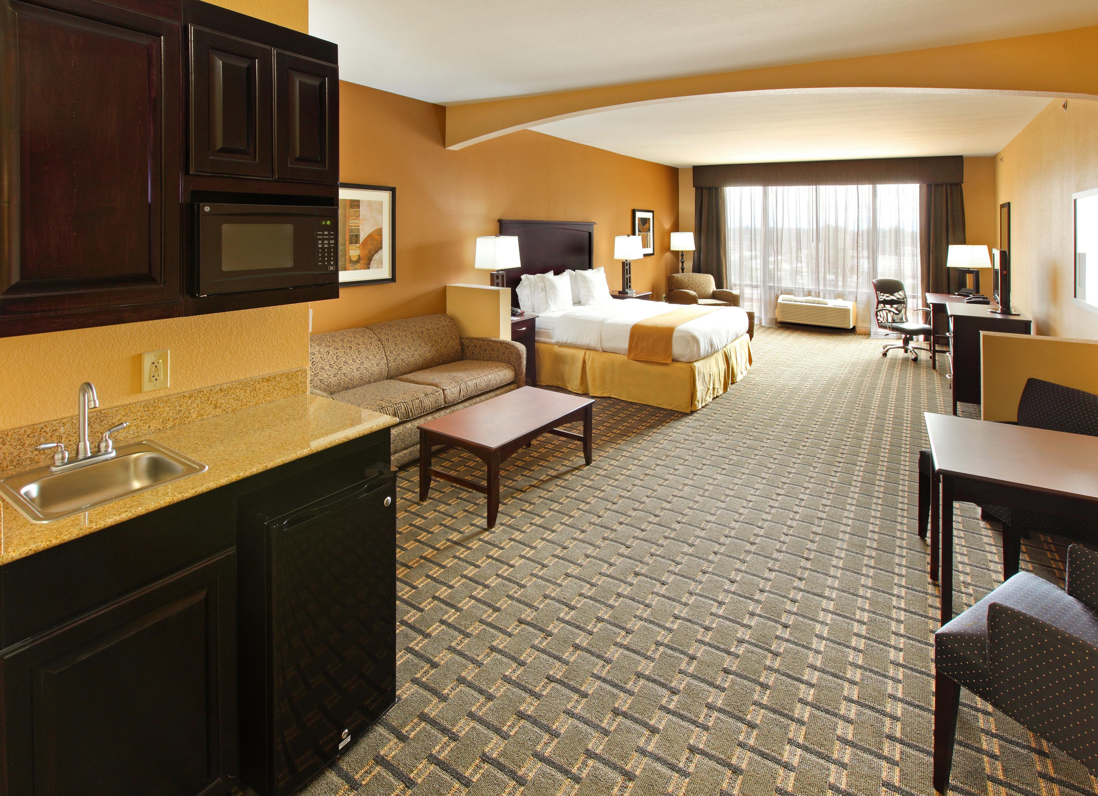 Holiday Inn Express Hotel & Suites Texarkana East By Ihg Exterior photo