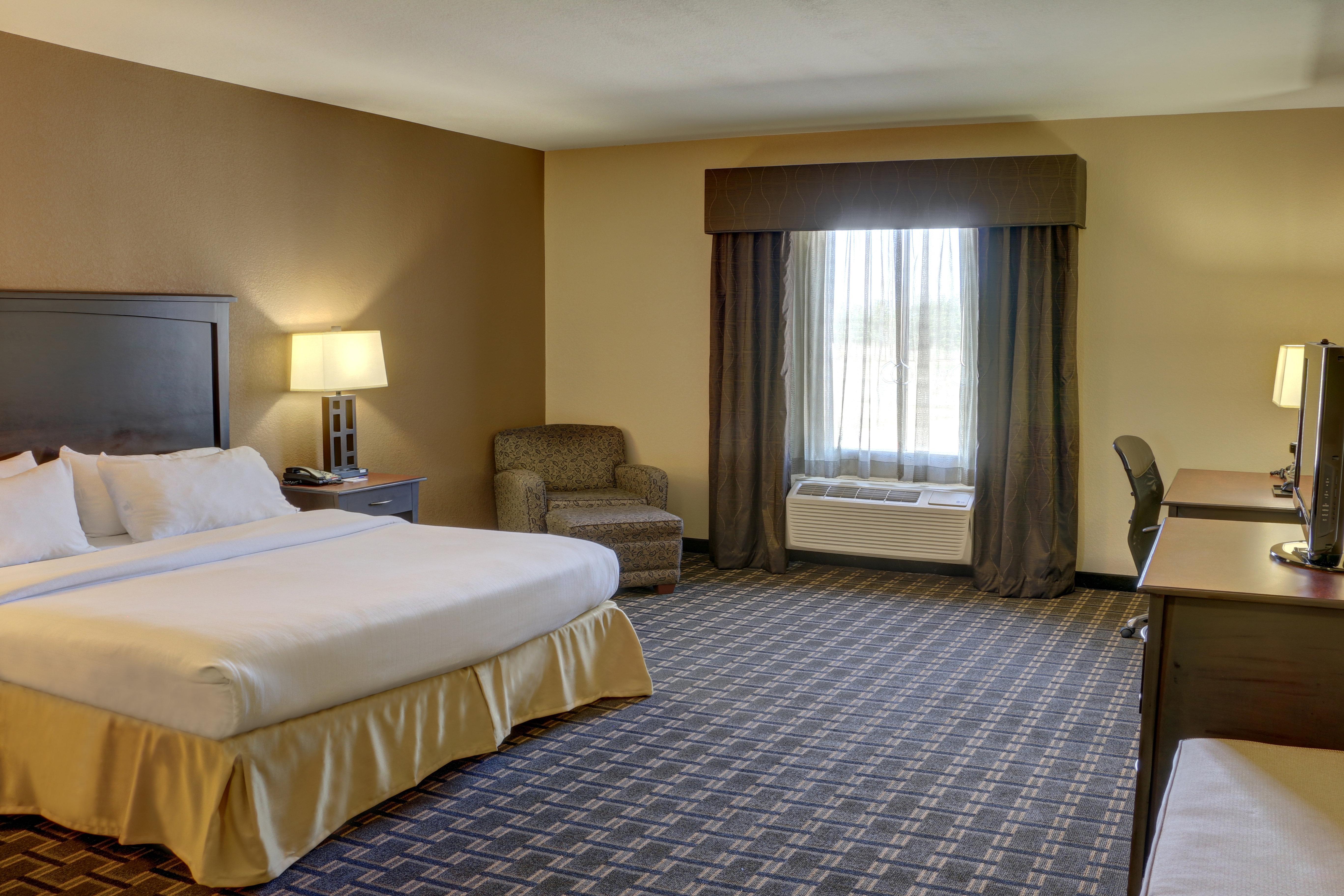 Holiday Inn Express Hotel & Suites Texarkana East By Ihg Exterior photo