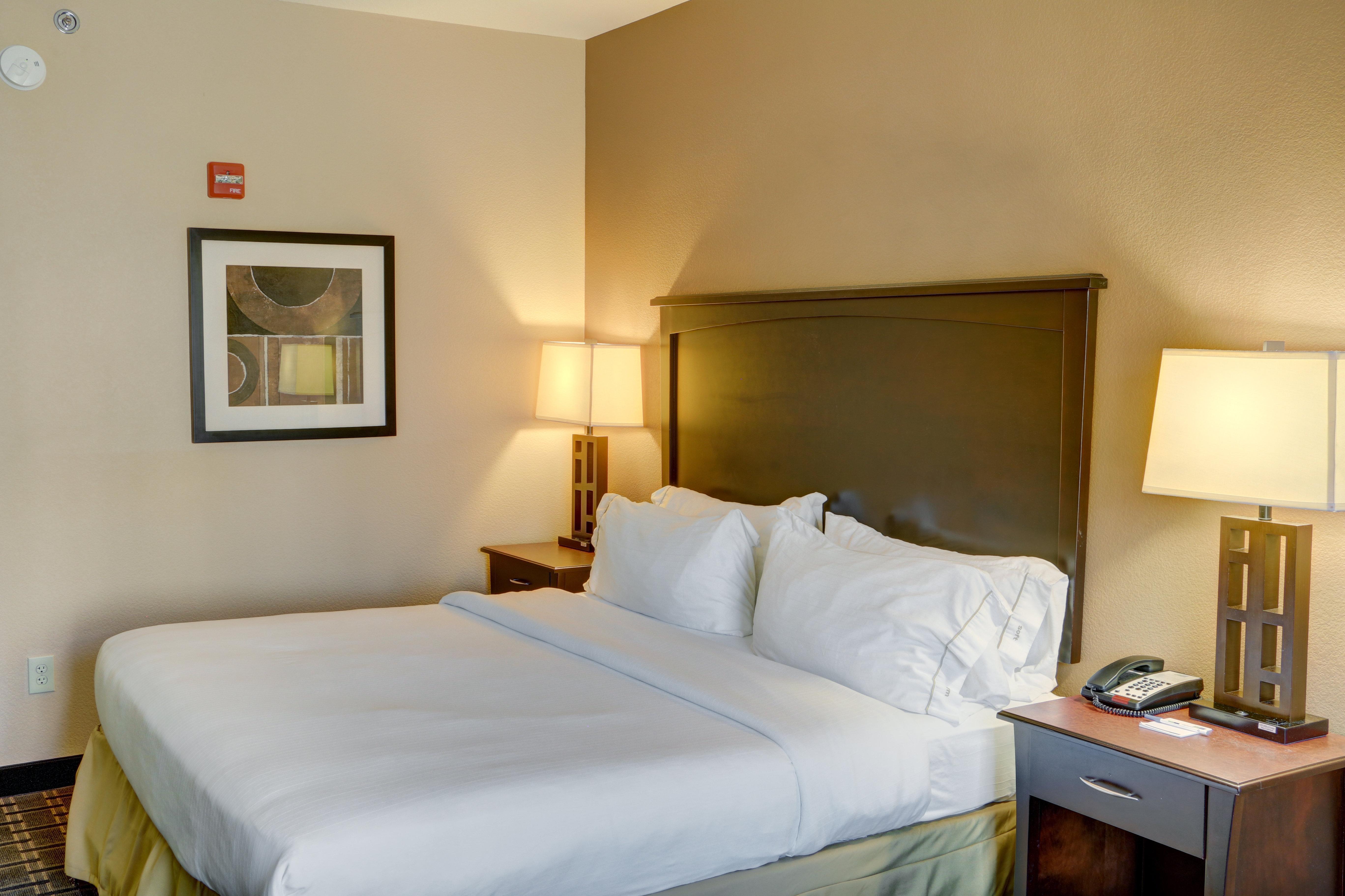 Holiday Inn Express Hotel & Suites Texarkana East By Ihg Exterior photo